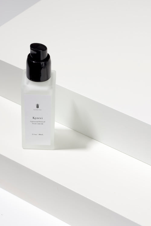 Liposomal Retinol Face Cream for restoring sun damage